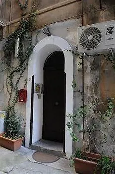 Bed & Breakfast Nuovo Cortile Palermo Bed And Breakfast